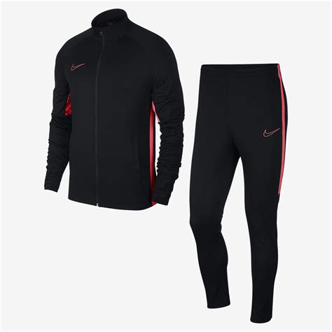 nike trainingsanzug herren schwarz baumwolle|Nike Trainingsanzüge für Herren online kaufen .